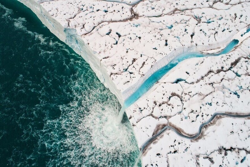 Остфонна - ледяная шапка на Шпицбергене и Ян-Майене, третий по величине ледник Европы. Фотограф Deniss Eltermans