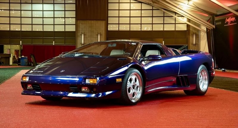 Мечта с вкладыша «Турбо»: Lamborghini Diablo VT 1997 года