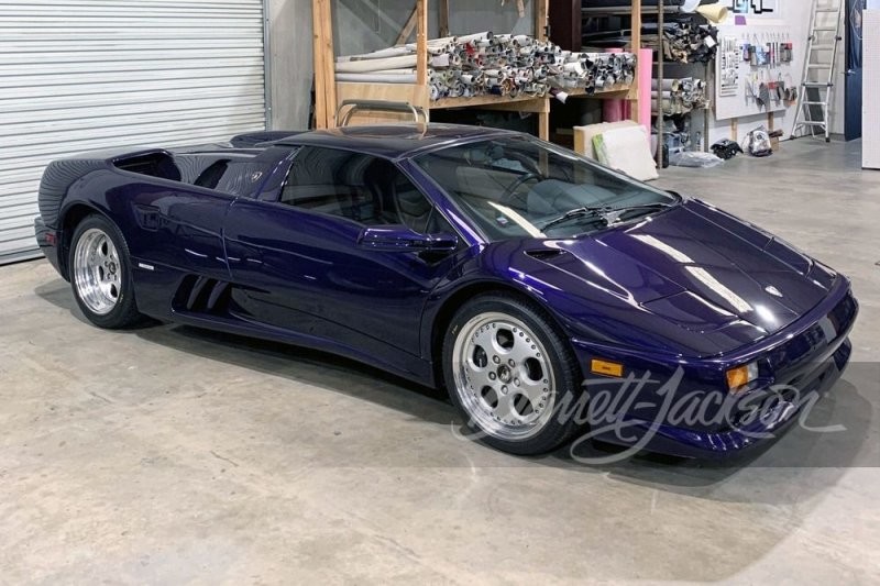Мечта с вкладыша «Турбо»: Lamborghini Diablo VT 1997 года