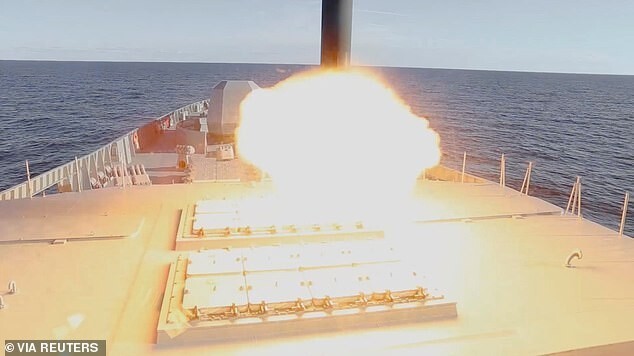 Россия запускает гиперзвуковые ракеты, а Британия подсматривает