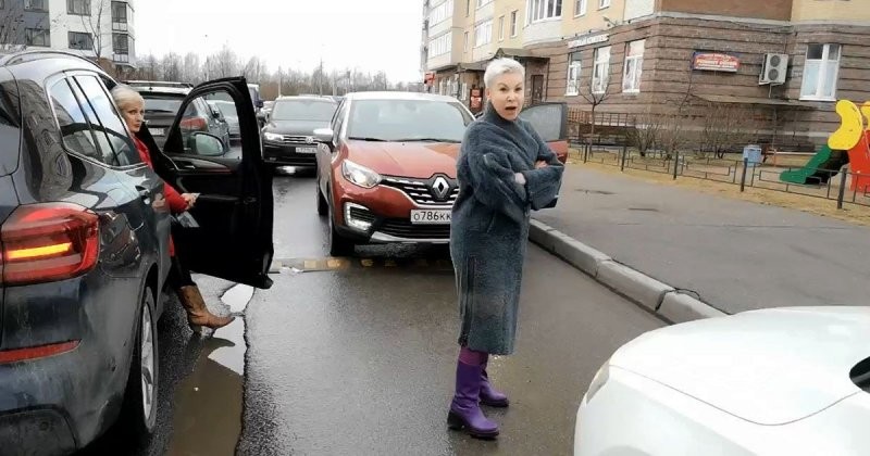 «Здесь совсем другие правила разъезда, грязнуля», — конфликт в одном из дворов Петербурга
