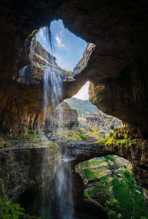 Удивительные водопады, которые похожи на чью-то фантазию