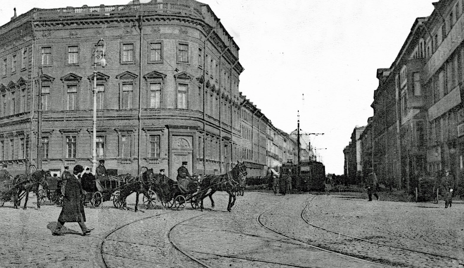 Люди на Невском проспекте в начале ХХ века от Михель Гофман за 05 апреля 2021