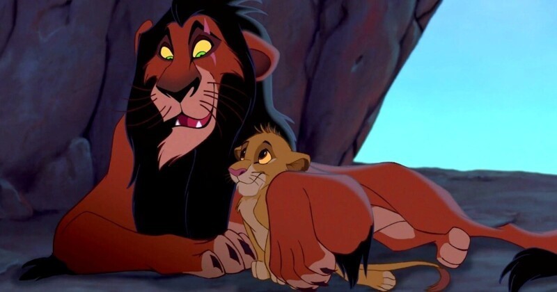 7. В «Короле льве» (1995) в отличие от остальных львов в мультфильме, когти Шрама всегда находятся в выпущенном состоянии