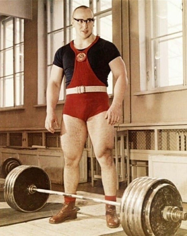 Советский штангист Юрий Власов, СССР, 1964 год