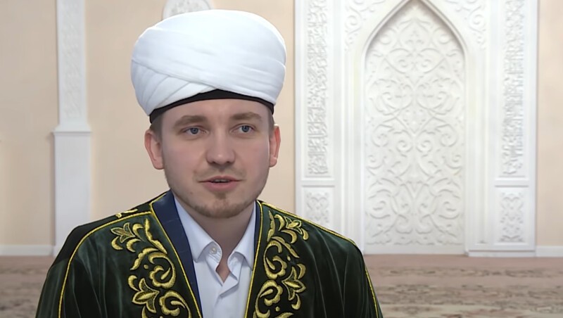 В России мусульманок начали учить танцам на шесте