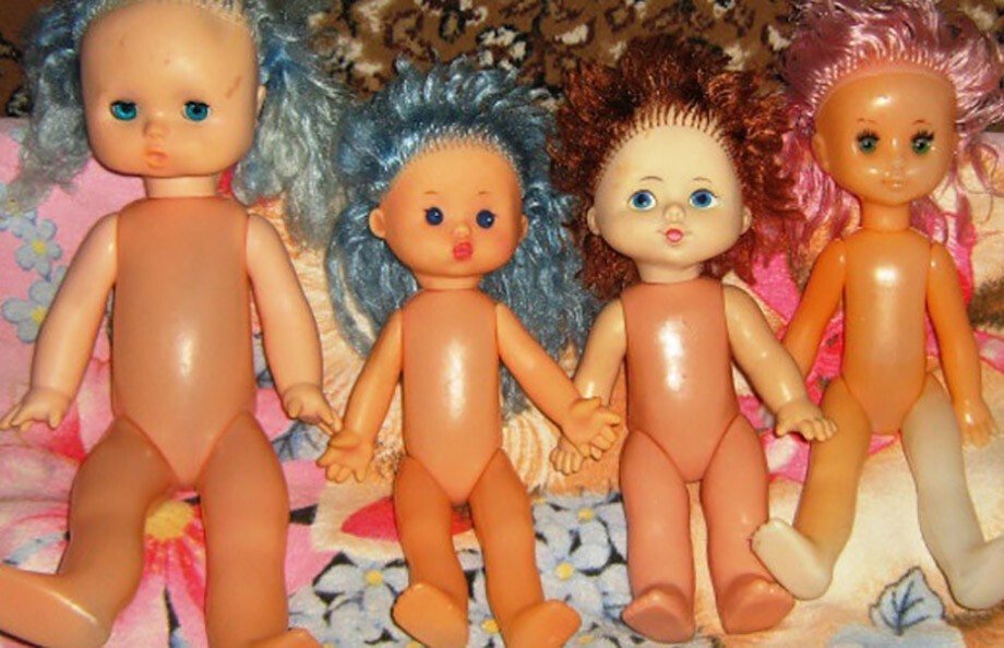 Куплю игрушки 90 х. Советские куклы. Игрушки 90х годов. Игрушки 80-90 годов. Куклы 80 годов.