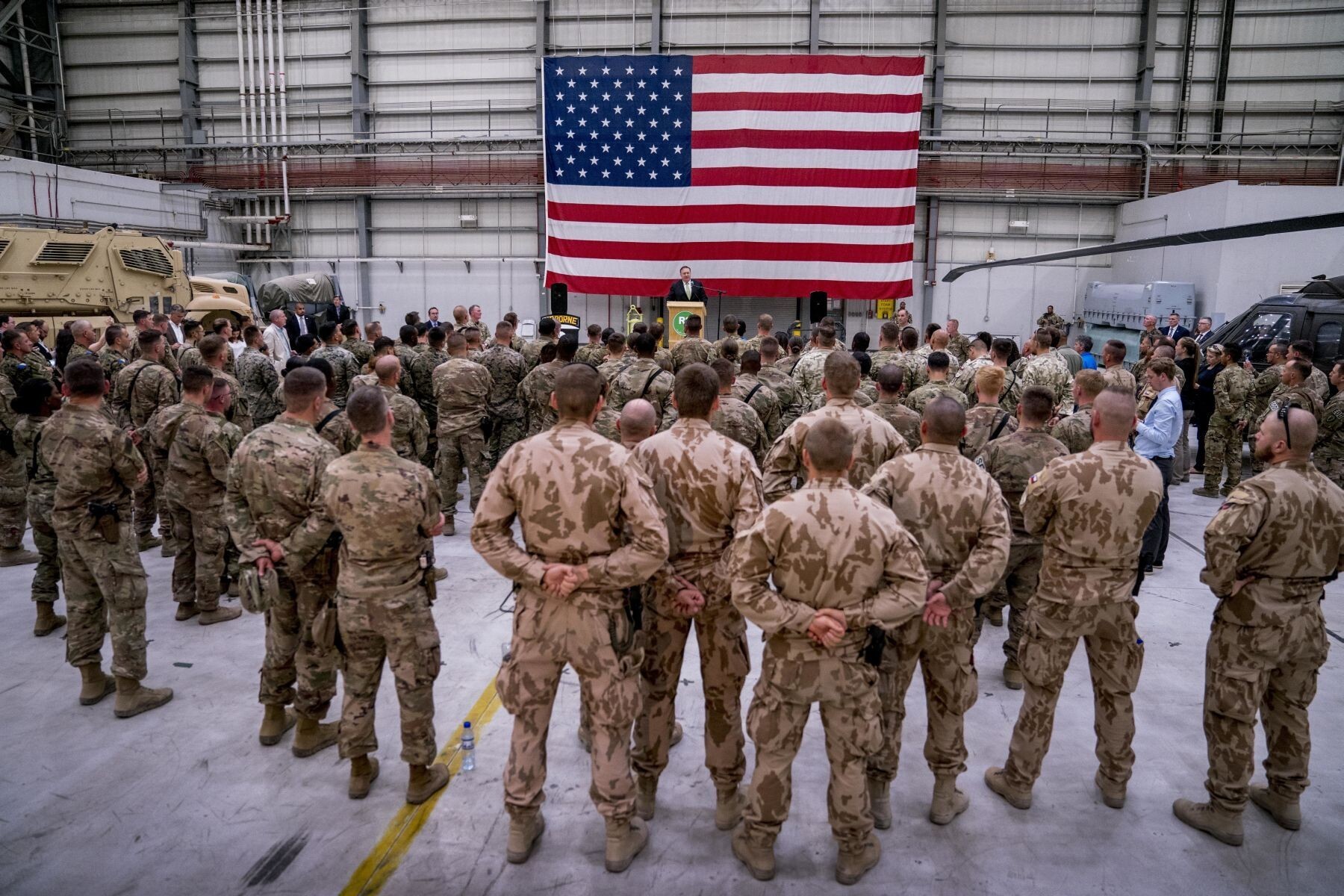 Зачем выводят войска. Вывод войск из Афганистана США. Вывод американских войск из Афганистана. Американские войска покидают Афганистан. Американцы уходят из Афганистана.