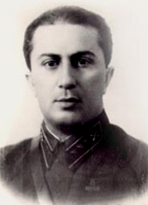 Измене Родине предпочел смерть