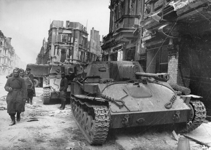 20 апреля 1945 г. Начался штурм Берлина