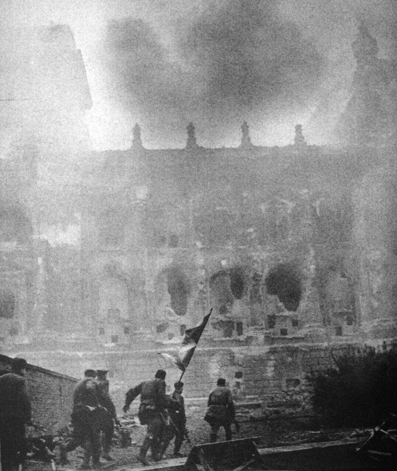 20 апреля 1945 г. Начался штурм Берлина