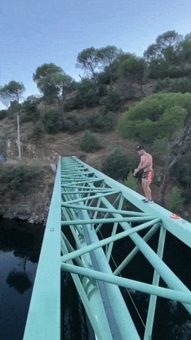 Отбил себе весь копчик