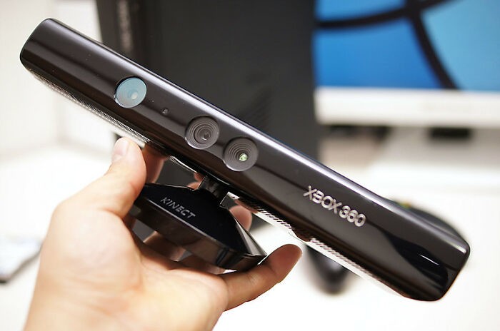 16. Xbox Kinect