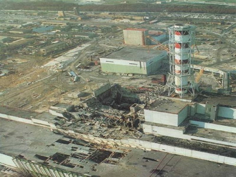 35 лет со дня катастрофы: фотографии Чернобыльской АЭС до и после аварии