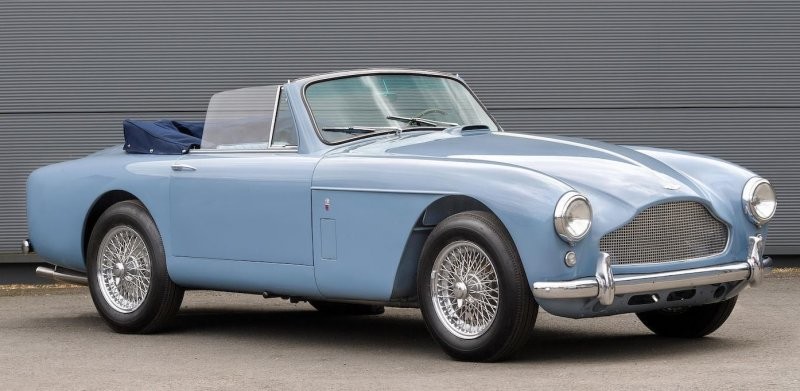 6. Aston-Martin DB Mark III 1958 года продан за €368,000 (35 500 000 руб.)