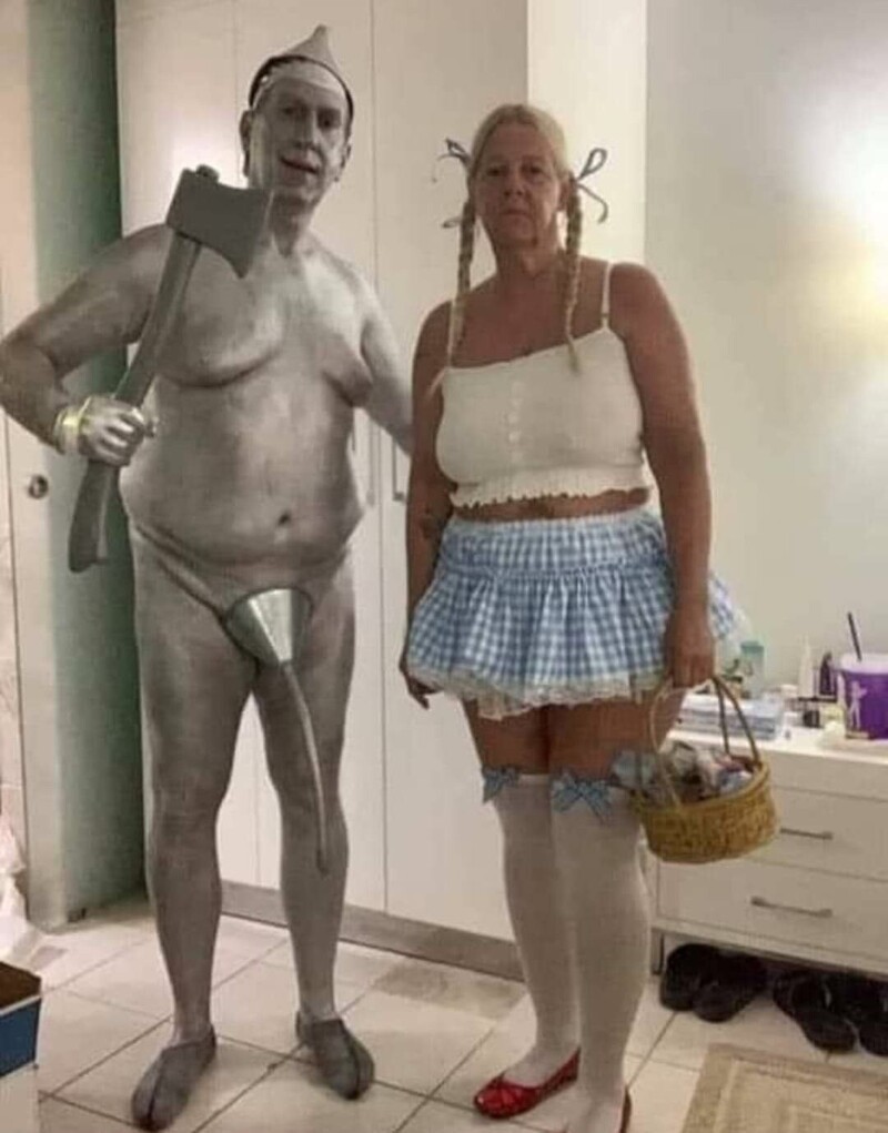 И Элли и Дровосек уже не те)))