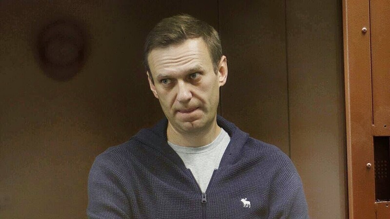 Западные СМИ больше не пишут про неудачника Навального