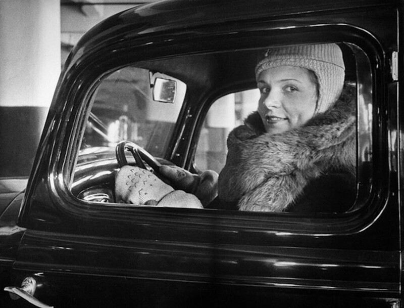 1930-е. В московском таксопарке