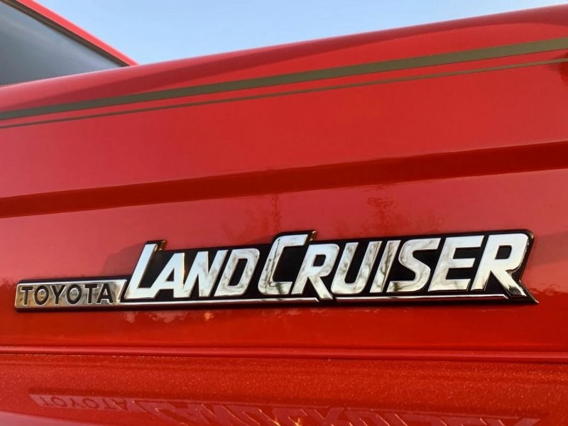 Пикап Toyota Land Cruiser в состоянии «капсулы времени»: краткий обзор очень редкой машины