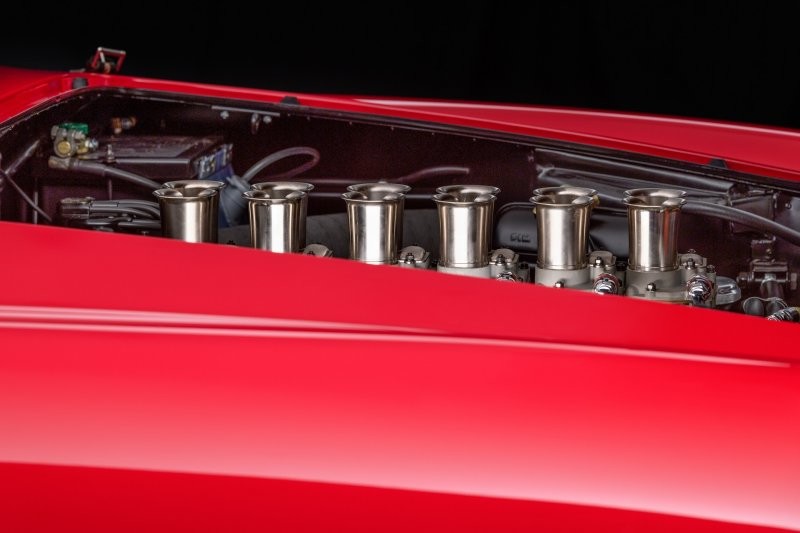 Впечатляющая реплика Ferrari 330 LMB, воссозданная до мельчайших деталей