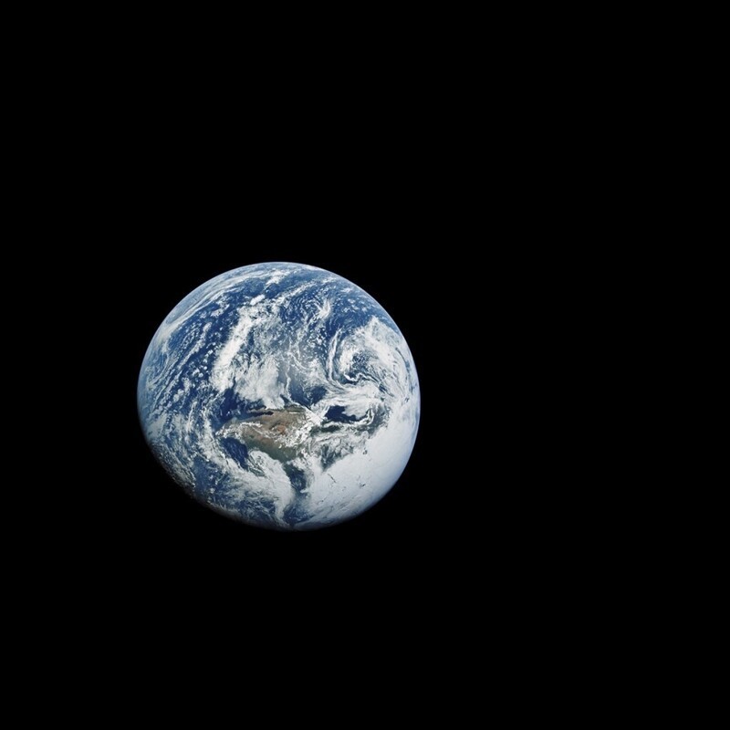 Снимки Земли, сделанные астронавтами миссий "Аполлон" в 60-х годах