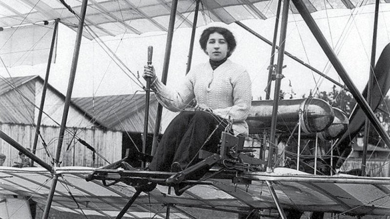 Первая русская женщина-пилот