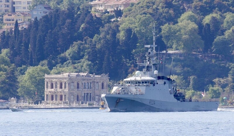 Накануне в Черное море вошел британский патрульный корабль «Трент»