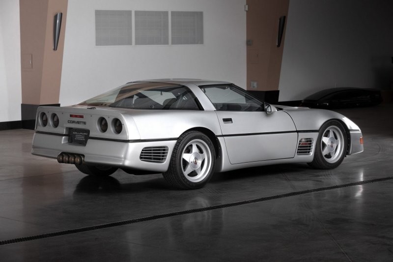 Chevrolet Corvette, установивший рекорд скорости  в 1988 году, выставлен на аукцион