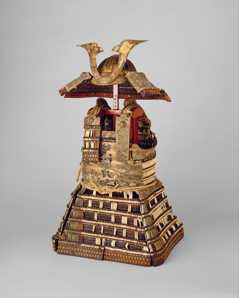 Доспехи японского сёгуна Асикаги Такаюдзи, начало XIV в.
