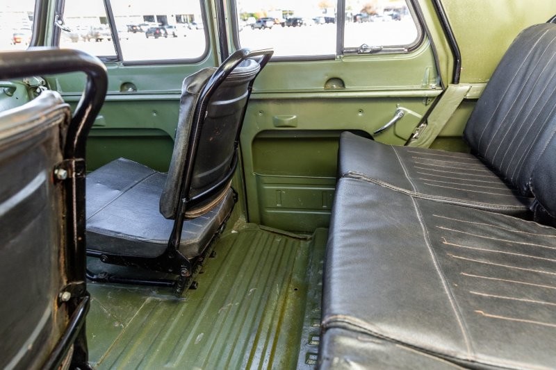37-летний советский УАЗ-469 выставили на продажу в США