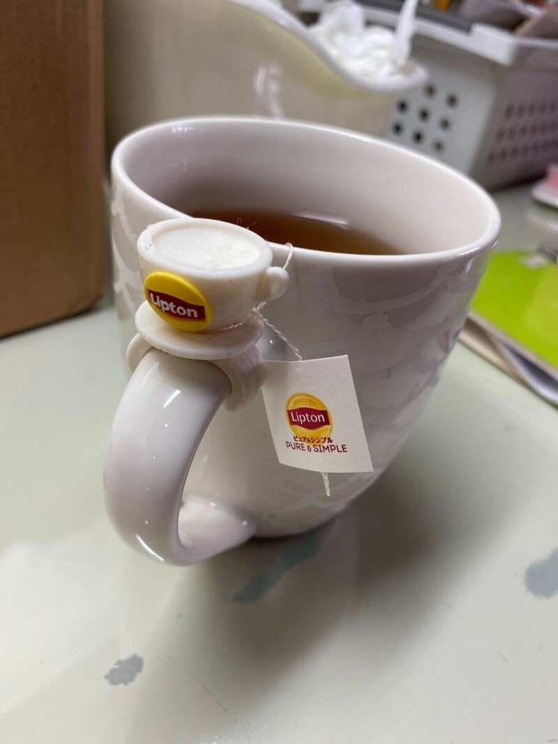 Так просто и так гениально: держатель для пакетика чая