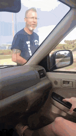 Не было печали, купила баба порося