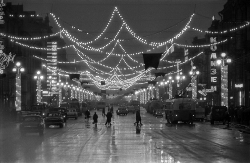 1968. Невский проспект в праздники