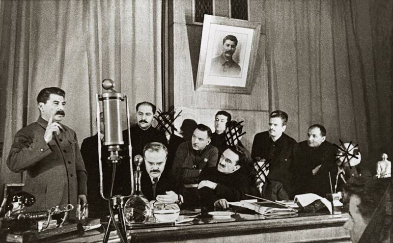 Сталин журит партийцев за "головокружение от успехов", 4 декабря 1935 г.