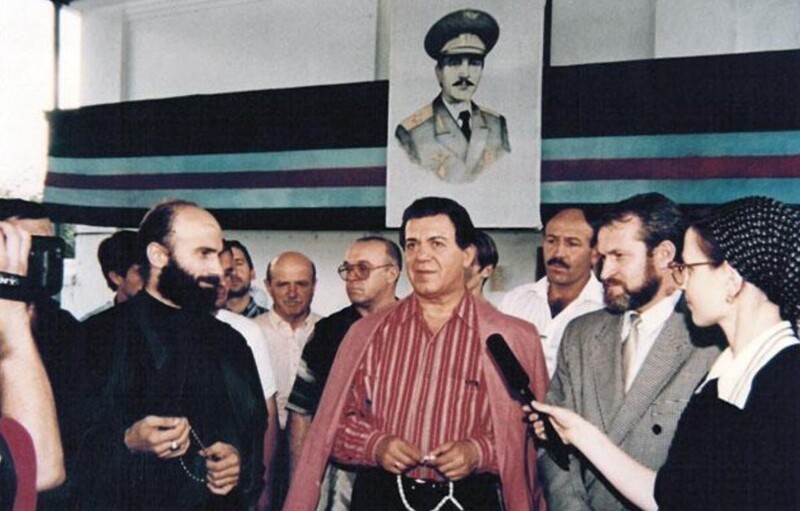 обзон в гостях у друзей–сепаратистов, Басаева и Закаева. 1994 год