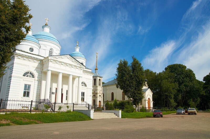 Мглин брянская область. Мглин собор Успения Пресвятой Богородицы. Успенский собор Мглин. Брянская область, Мглин. Собор Успения Пресвятой Богородицы. Успенский собор города Мглина.