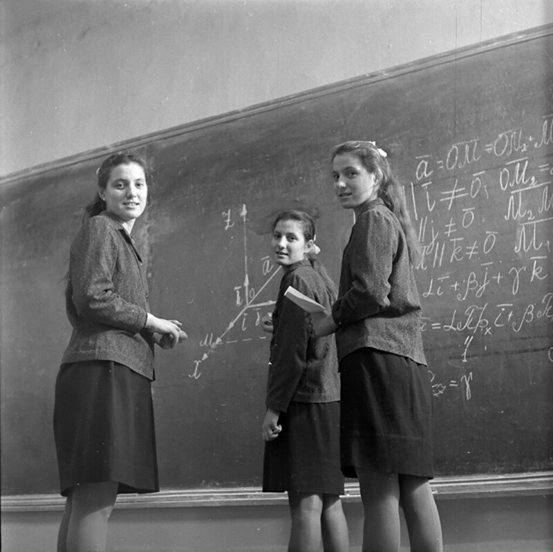 Тройняшки - Вера, Надежда, Любовь - студенты ВУЗа, Одесса, 1968 год