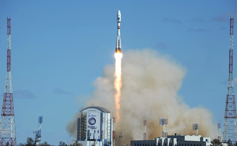 Запуск ракеты-носителя «Союз-2.1а» с космодрома Восточный, 28 апреля 2016 года.