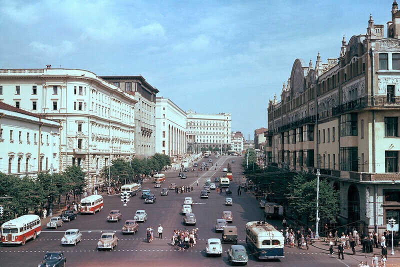 Москва 1950-ых на цветных фотографиях