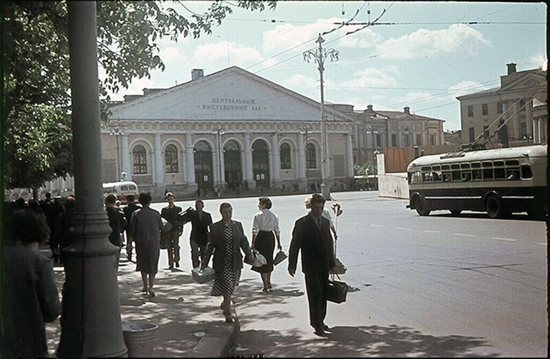 Москва 1950-ых на цветных фотографиях