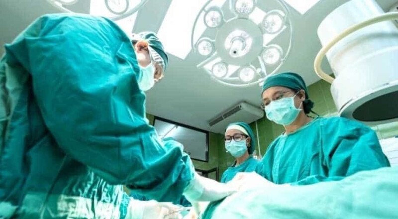 Охранник больницы зарезал пациентку, притворившись врачом