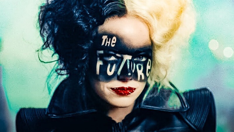 Надпись на лице главной героини фильма «The Future» — «Будущее»