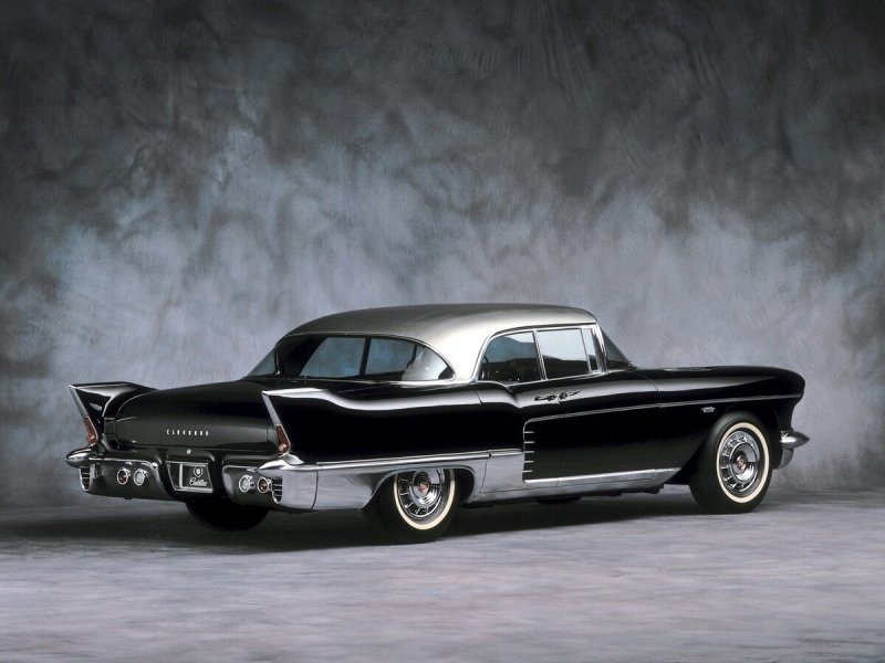 «Исклключительно по спецзаказу»: самый роскошный Cadillac конца 50-х