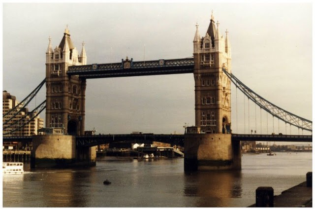 Тауэрский мост, Лондон, декабрь 1983