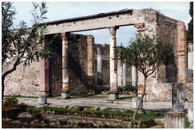 Помпеи, Италия, 1984