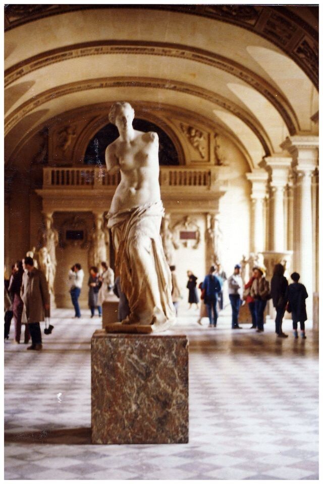 Статуя Венеры Милосской, Лувр, 1984