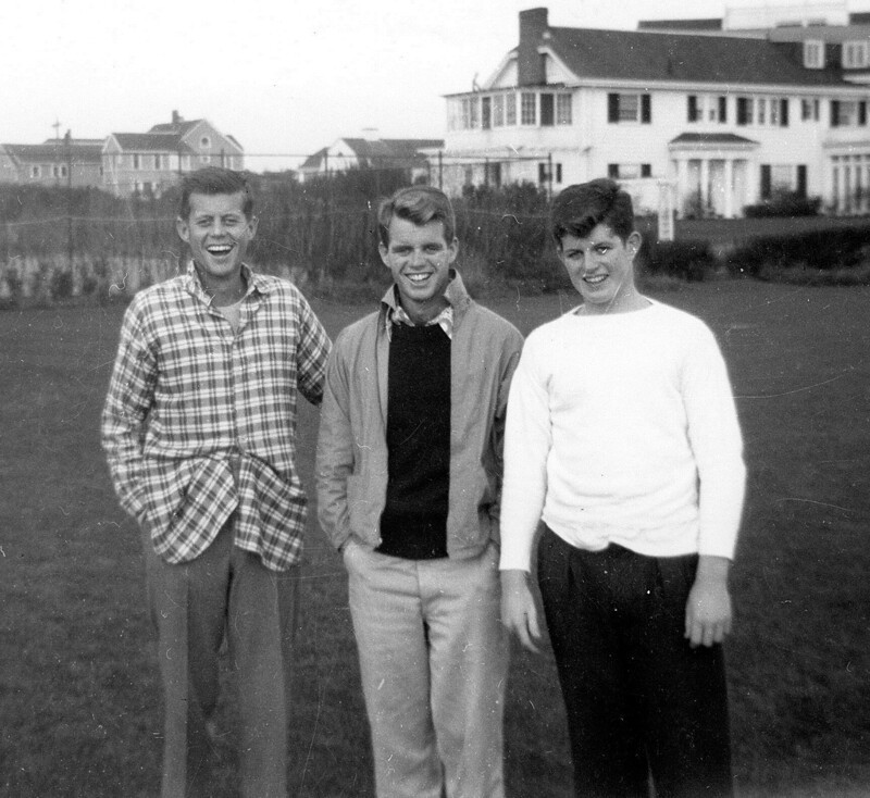 Юные братья Джон, Бобби и Тедди Кеннеди. США, 30‑е годы