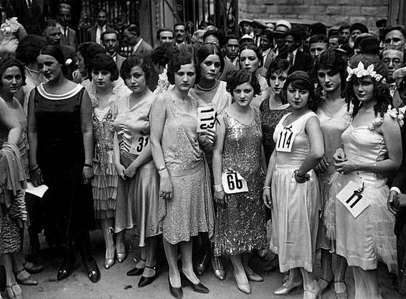 Турецкие женщины на конкурсе красоты - 1929 год.