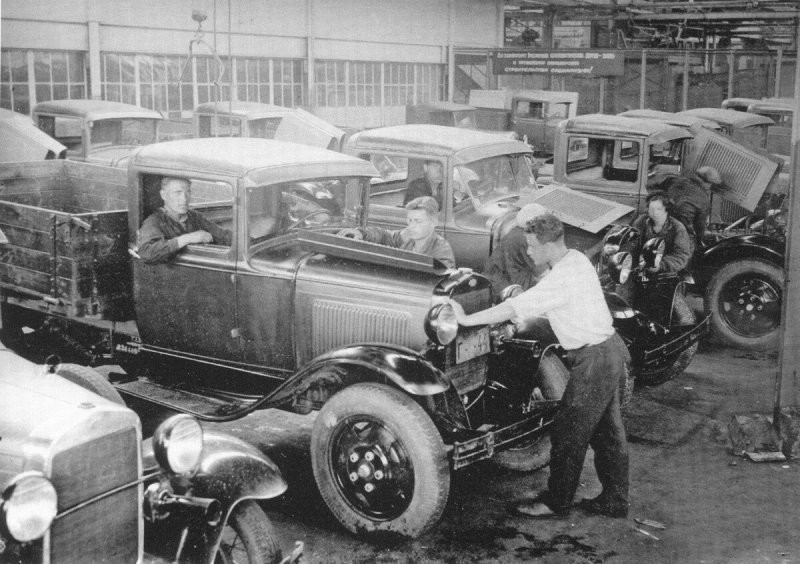 Цех контроля готовых автомобилей, 1934 год