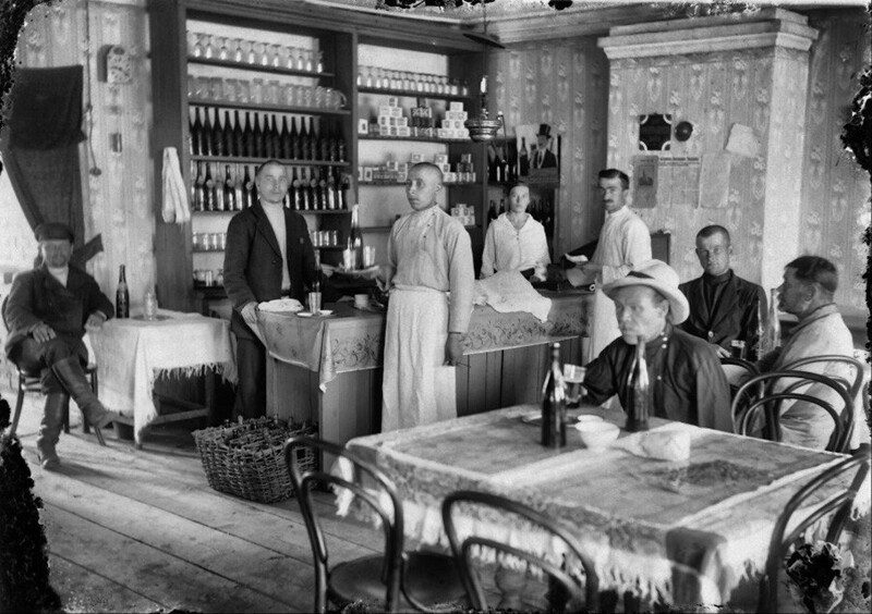Советская чайная, фото 1920-х годов